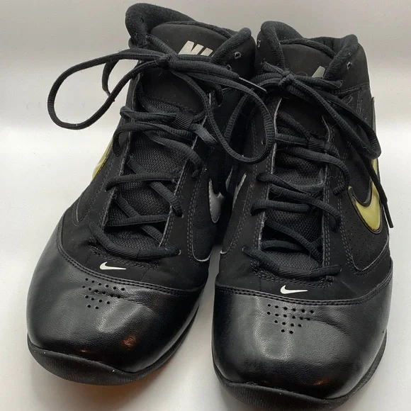 Nike Black and Gold Athletic Shoes
663 - Picture 6 of 9